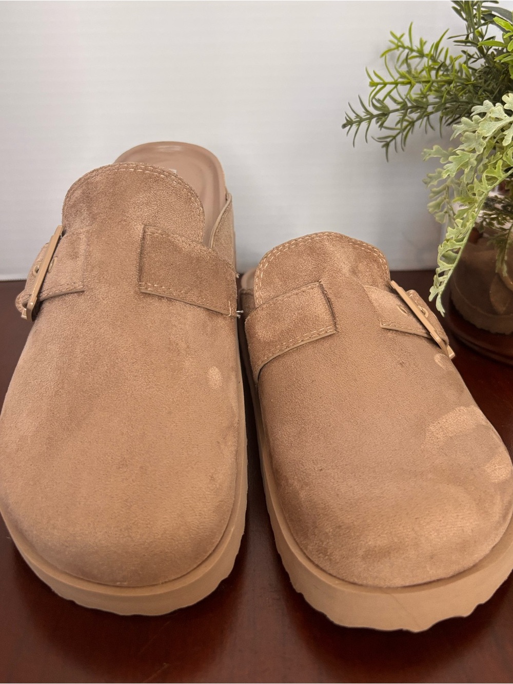 Madden Girl Womens Marley Mushroom Clog